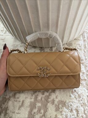 CHANEL Makeup Bag Tan/Caramel